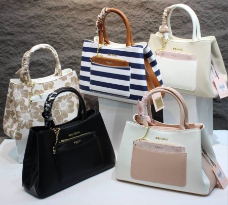 شنطة Emily Loran