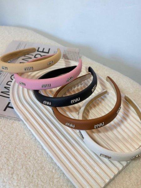 طوق شعر ميو ميو