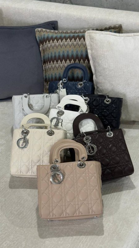 شنطة ليدي ديور