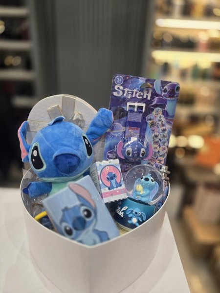 هدية ستتش الأزرق