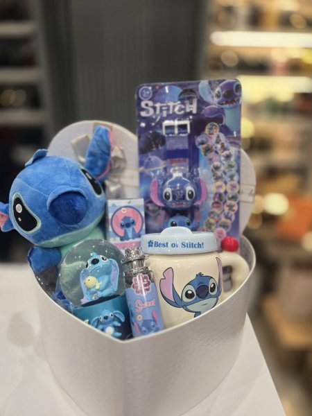 هدية ستتش الأزرق